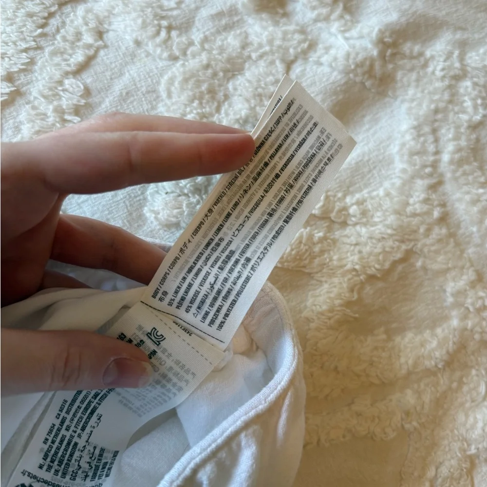 SET! abercrombie kids linen blend White skort and Shirt with Floral Embroidery